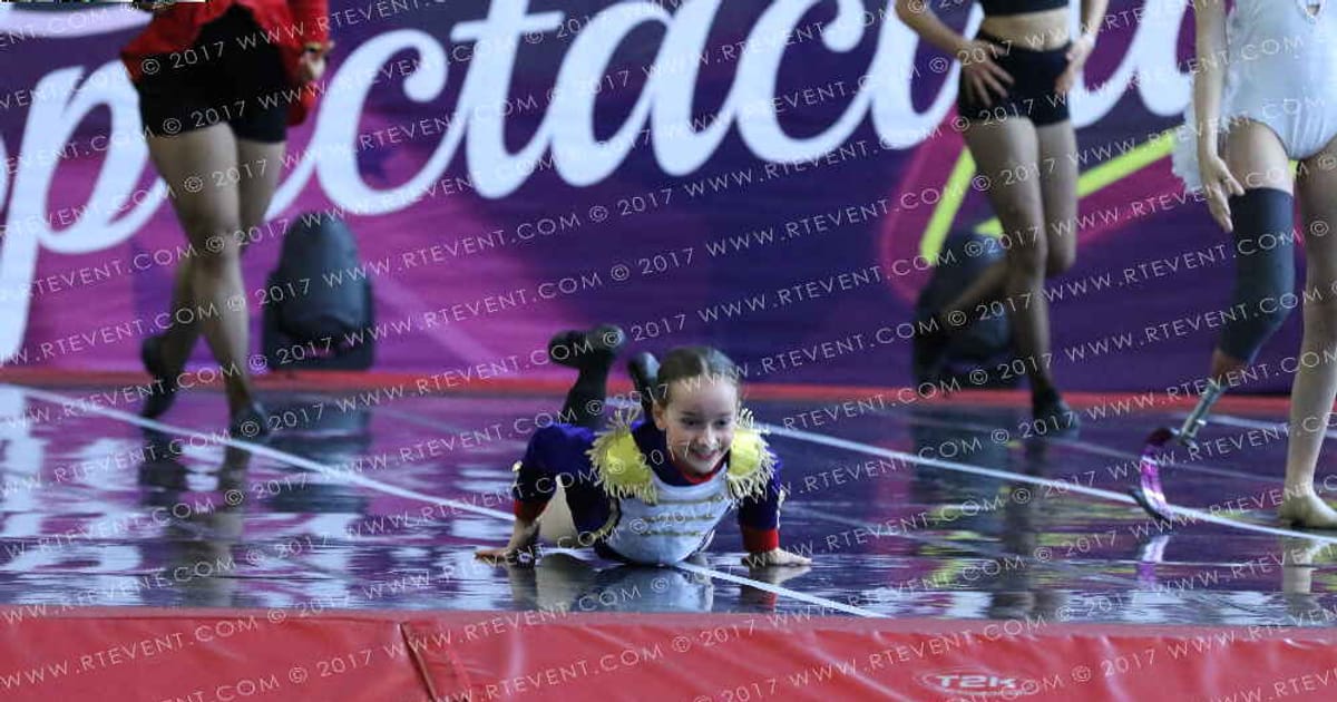 Hartlepool Hawks Cheerleading Academy Cirque · Circus Spectacular