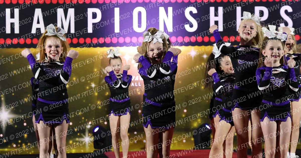 Clarksville Elite Cheer Center Pearls · Encore Louisville Showdown