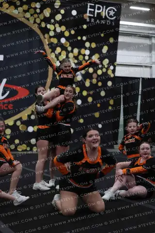 Andover Apaches Youth Cheer Juniors