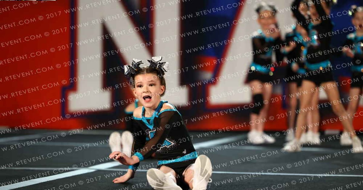 Revolution Athletics Allstars FLURRIES · Universal Spirit All Star Prep NATIONALS DIDII