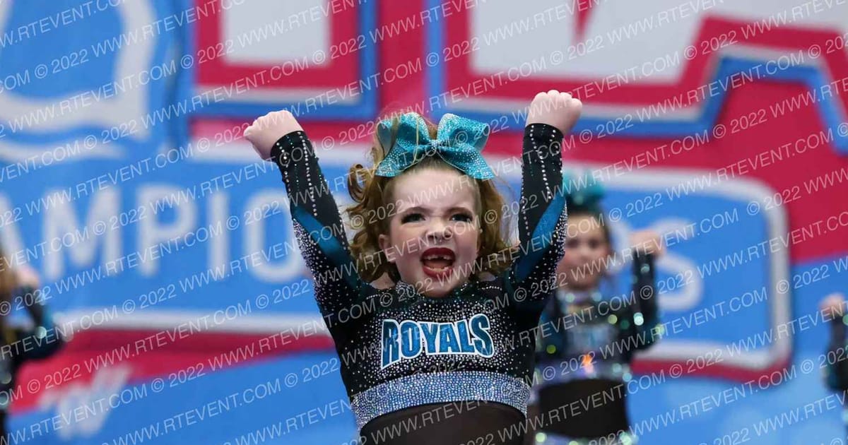 Empire Royals Cheerleading Black Onyx · Aloha Syracuse Showdown