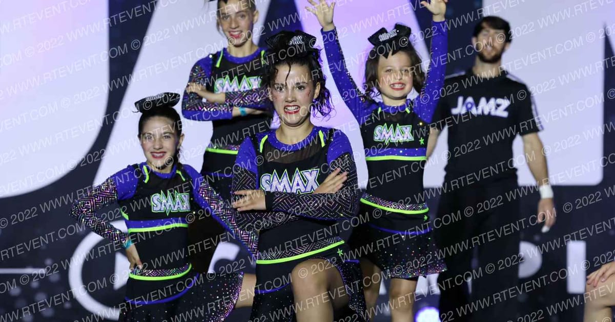 SMAX CHEER ROCK LEGENDS · March Madness