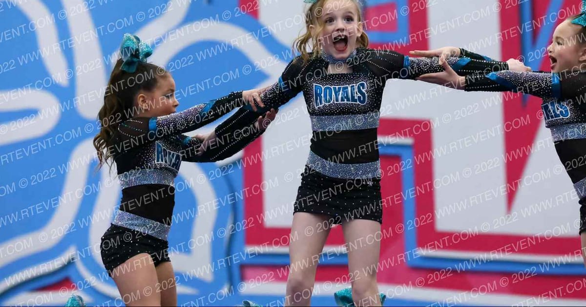 Empire Royals Cheerleading Royal Reign · Aloha Syracuse Showdown