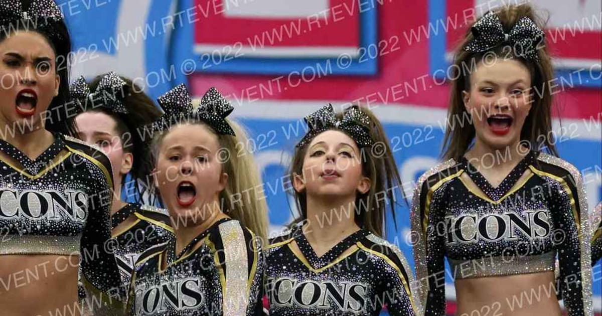 New York Icons Lady Legends · Aloha Syracuse Showdown