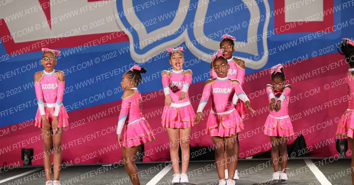 S.T.O.R.M Cheerleading Hurricane · Aloha Daytona Showdown