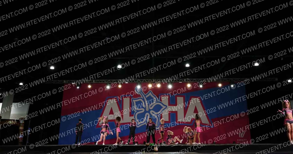 Power Cheer! Sabres · Aloha Daytona Showdown