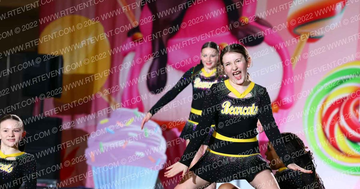 Bentworth Youth Pep Squad BYPS-Gold · Oh How Sweet it is Cheer and Dance Spectacular