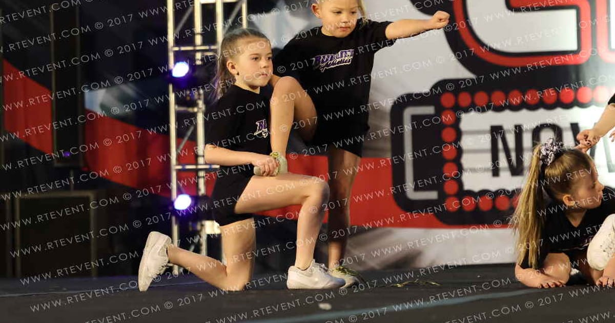 Bullitt Athletics Grape Girls · ENCORE Louisville Showdown