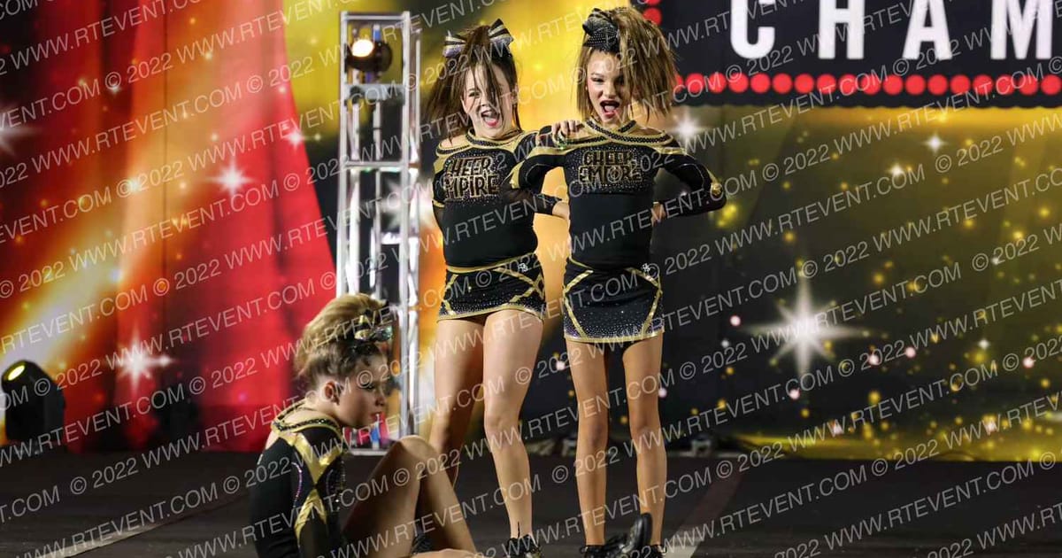 South Central Athletics Kiss · Encore Louisville Showdown
