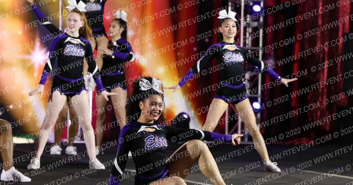 Clarksville Elite Cheer Center Onyx · Encore Louisville Showdown