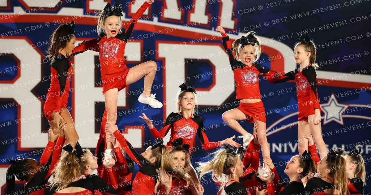 Pro Cheer Lady Birds · Universal Spirit All Star Prep NATIONALS DIDII