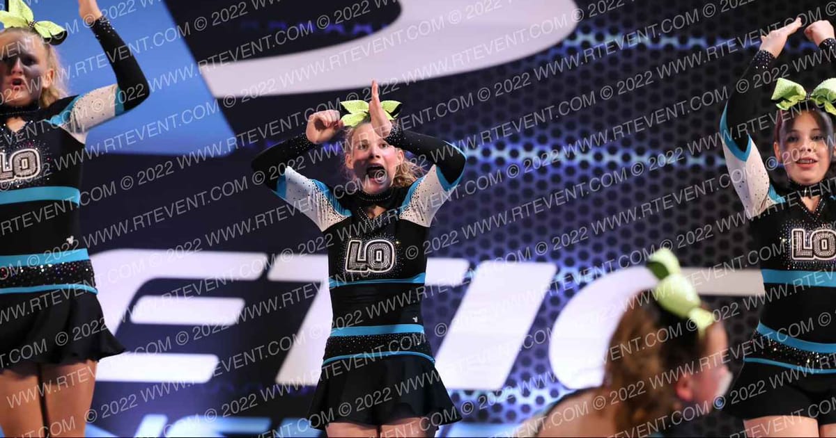 Lake Oconee Cheer Company Lightning · Athletic Championships Atlanta Nationals