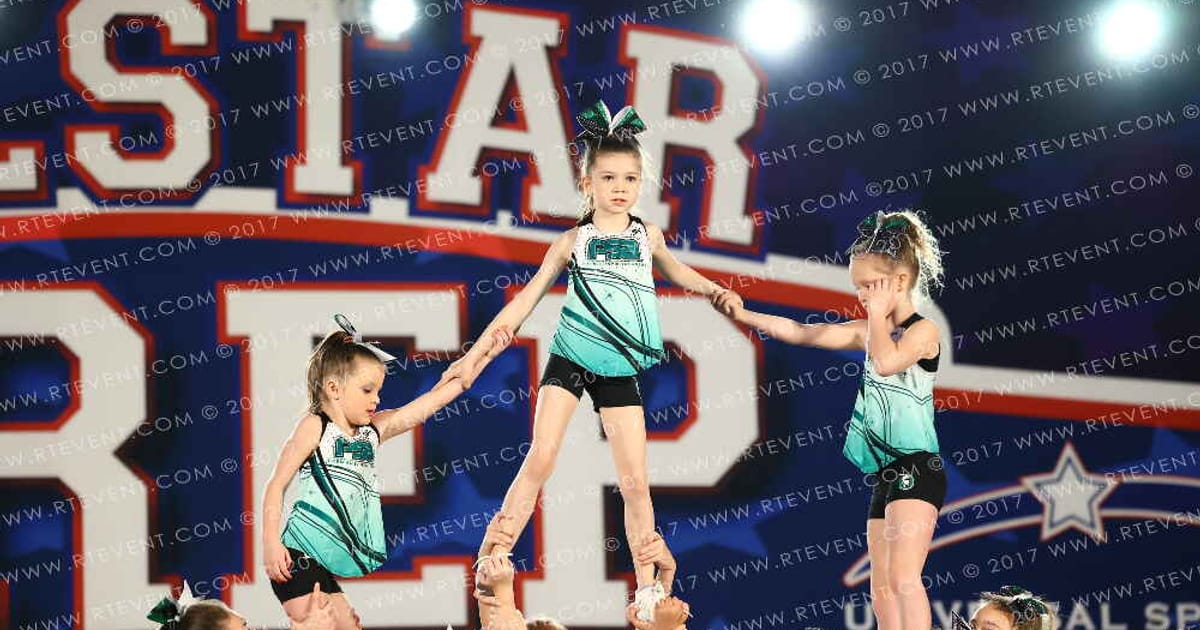 Premier Spirit Academy Hotshots · Universal Spirit All Star Prep NATIONALS DIDII