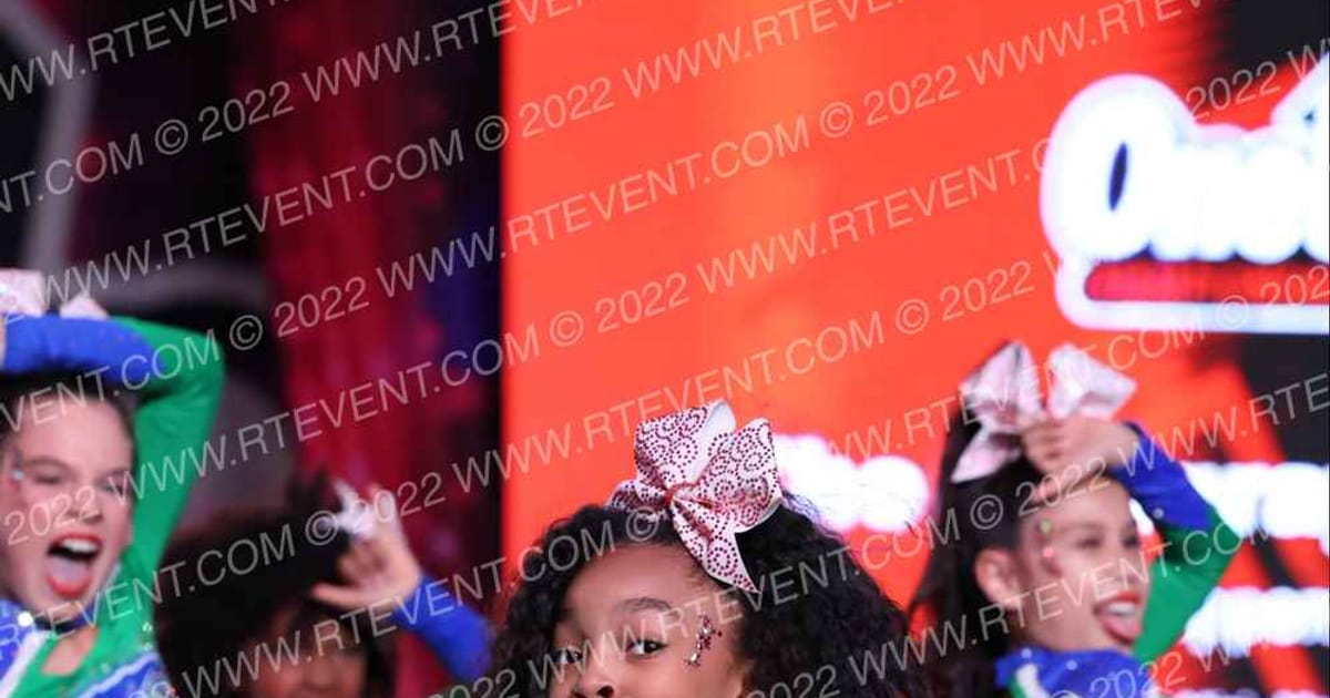 American Cheer MINI SPARKLE · One Up Grand Nationals
