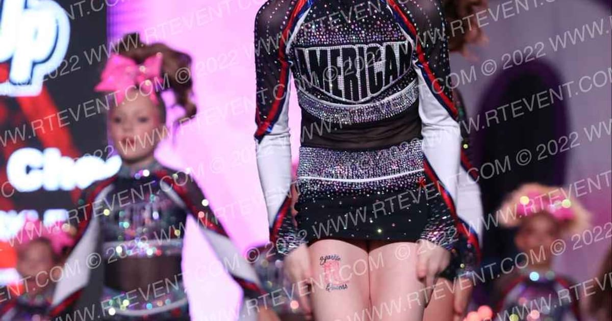 American Cheer MINI SPARKLE · One Up Grand Nationals