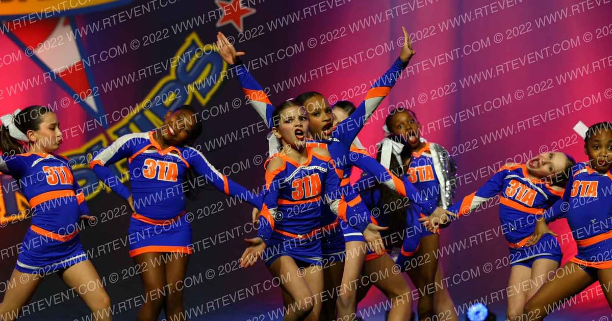Triple Threat Athletics DAZZLER · The American Legacy Springfield Nationals DIDII