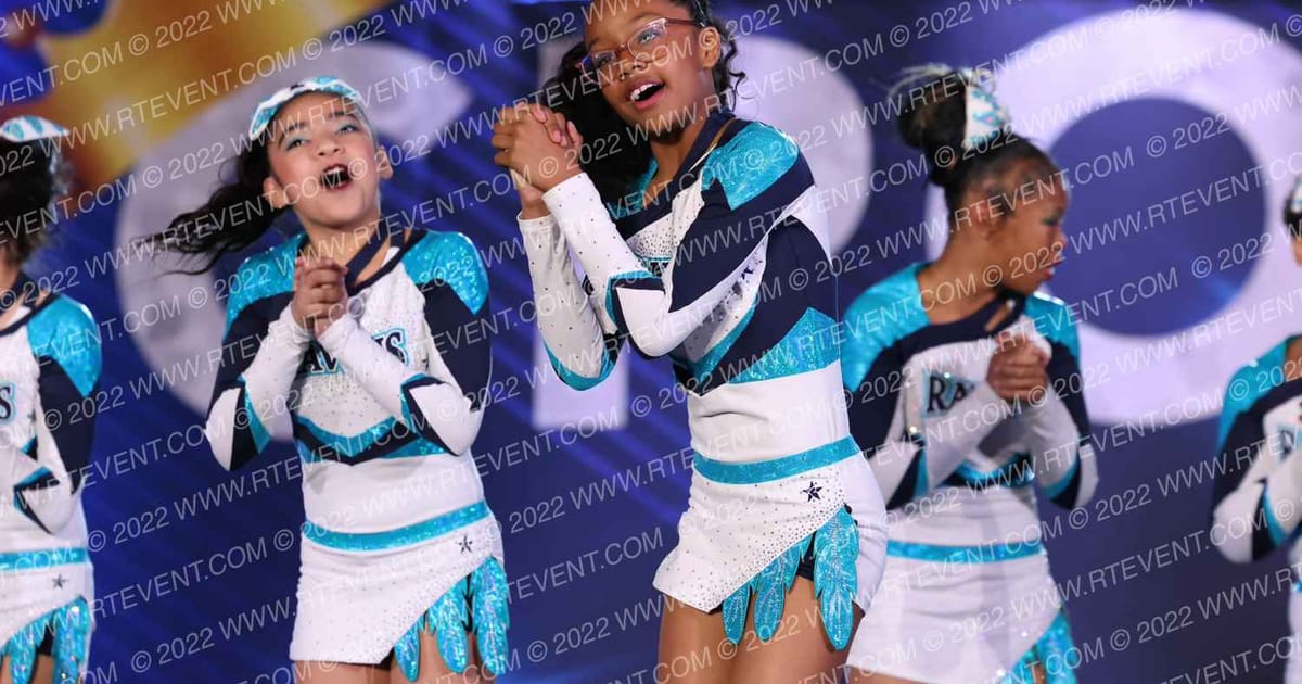 Sedway Middle School Cheer · Vegas Crown