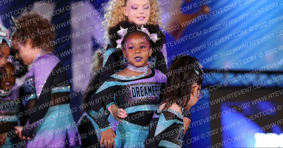 Be Beyond Great Tumbling Studio BBG OG Dreamers · Vegas Crown