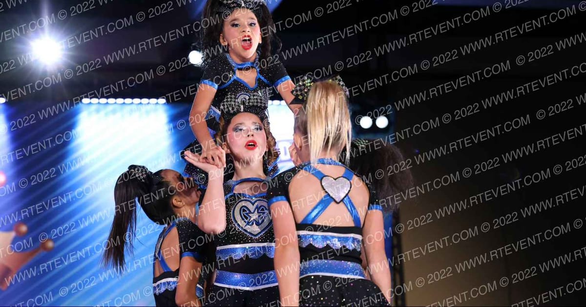 OC Elite Cheer ADRENALINE · Vegas Crown