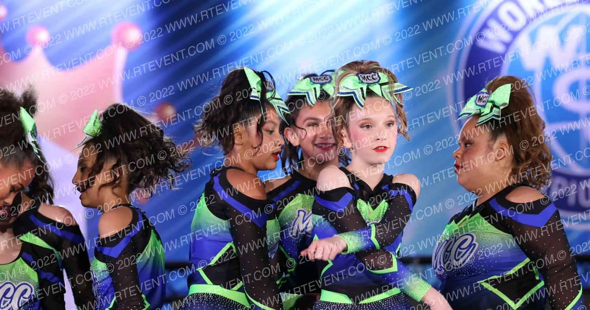 Mystic Cheer Cats Snipers · Vegas Crown