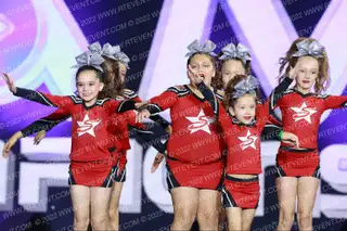 STARSTRUCK STARLETS