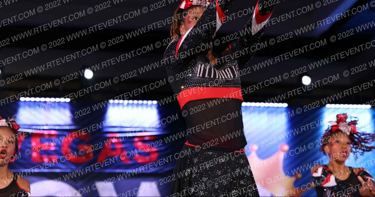 Ultimate Elite Cheer and Dance Lady Divaz · Vegas Crown