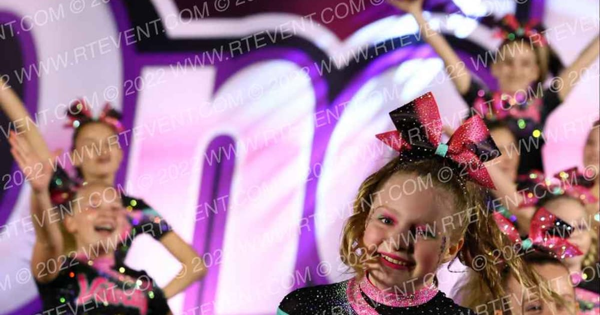 Max Velocity Cheer Divergent · One Up Bellevue Nationals