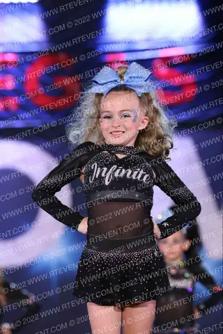 Infinite Cheer & Tumble Gym Zenem