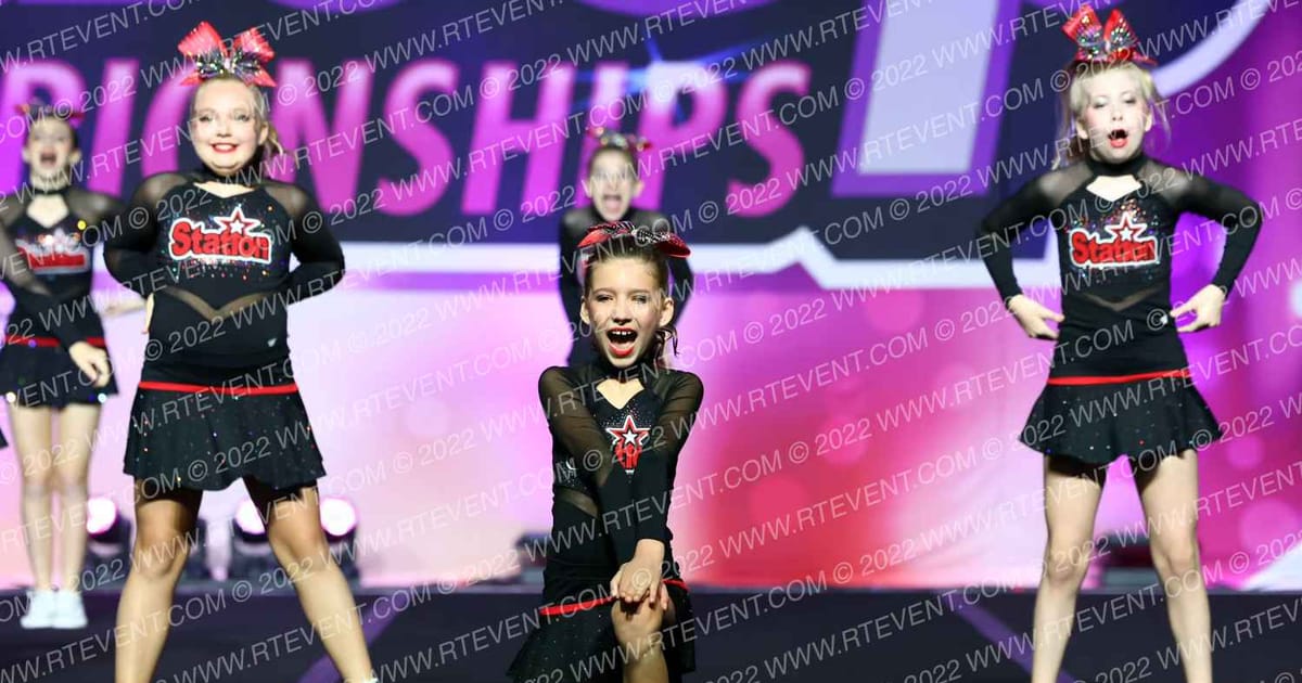 Cheer Station Meteors · One Up Houston Nationals