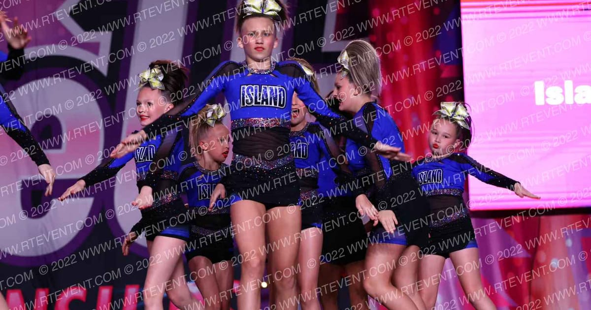 Island Allstars North Surfer Babez · One Up Grand Nationals