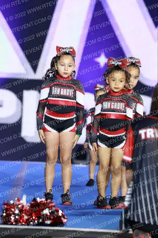 OAK GROVE COMMANDERS