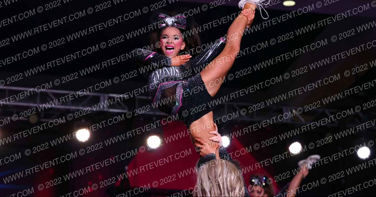 Diamonds All Stars Sassycats · One Up Grand Nationals