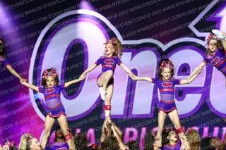 Grand Cheer Queens