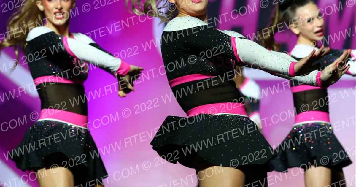 Extreme Cheer & Tumble VERSACE · One Up Houston Nationals