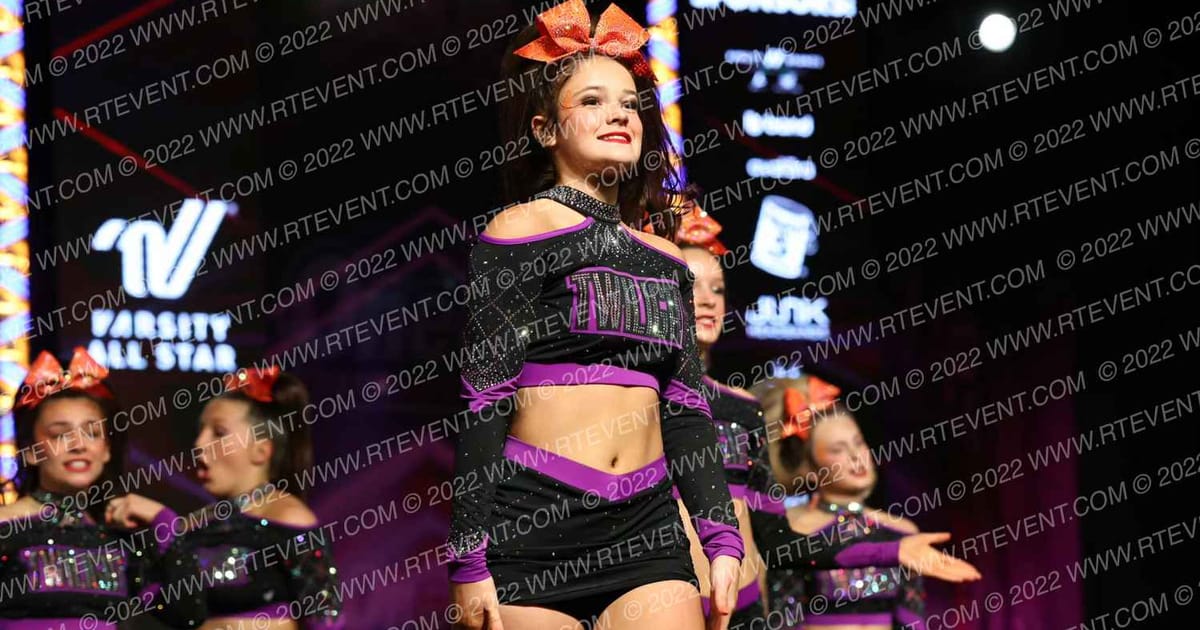 Cheer Extreme   Raleigh Twilight · One Up Grand Nationals