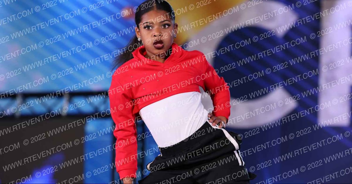 Dance Xpress S. Roberts · Vegas Crown