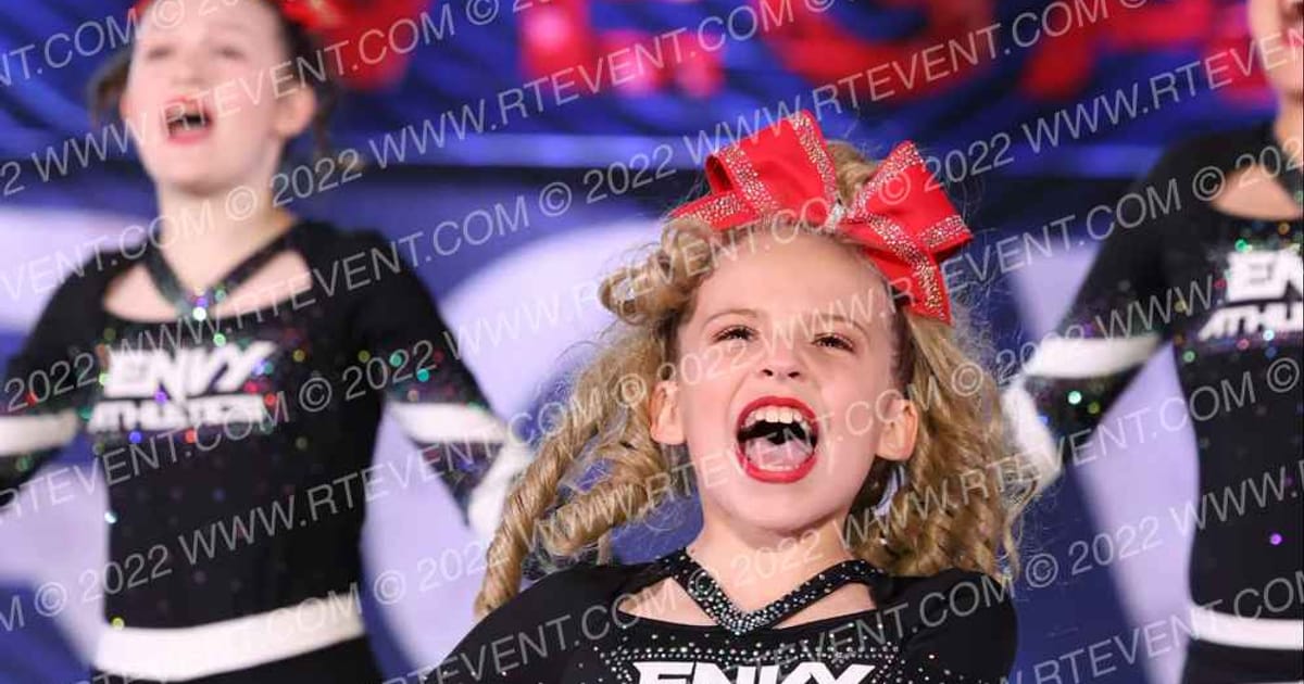 Envy Athletics Sparkle · Vegas Crown