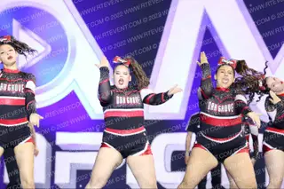 OAK GROVE BOMBSHELLS