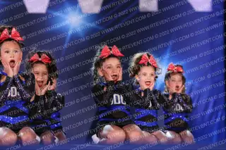 One Dream Cheer Gossip Girls
