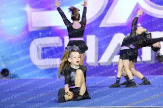 PRESSURE ATHLETICS DIAMONDS