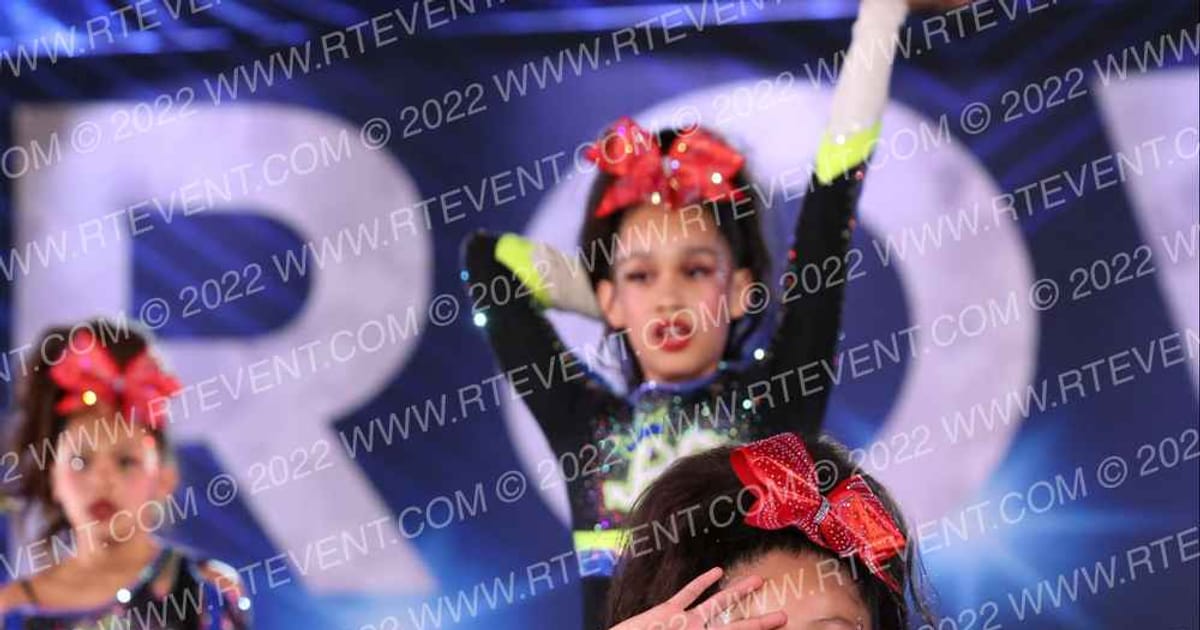 Royal Storm Elite Cheer Shade · Vegas Crown