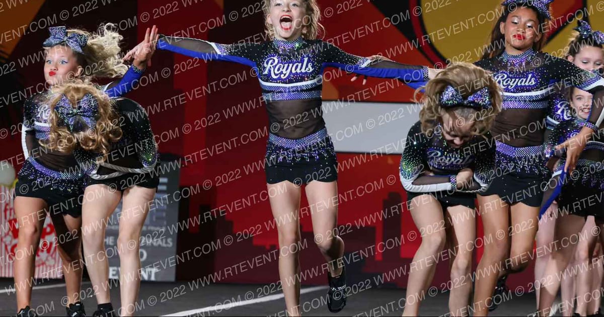 Kentucky Royal Elite Dynasty · Hooray for Hollywood Cheer and Dance Championships