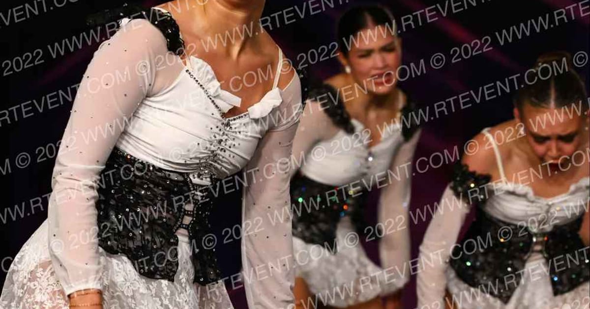 No Limits Dance Senior Large Lyrical · One Up Grand Nationals