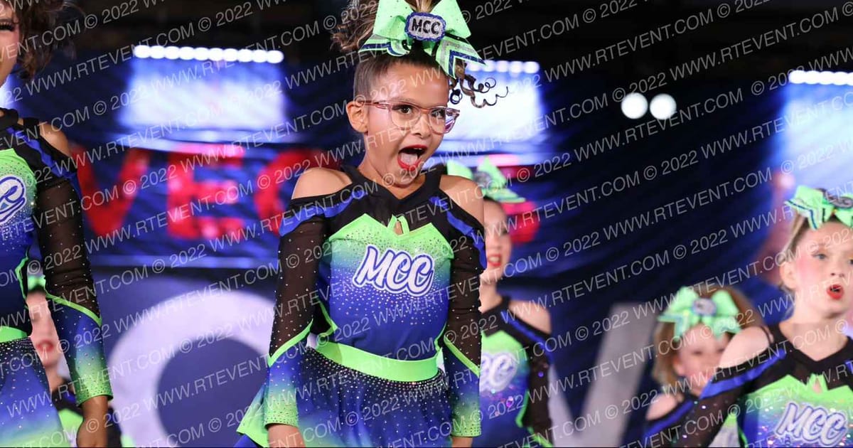 Mystic Cheer Cats Snipers · Vegas Crown