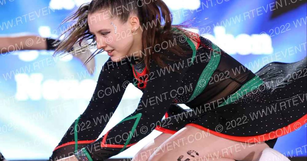 Desert Diamonds All Star Cheer J Blue · Vegas Crown