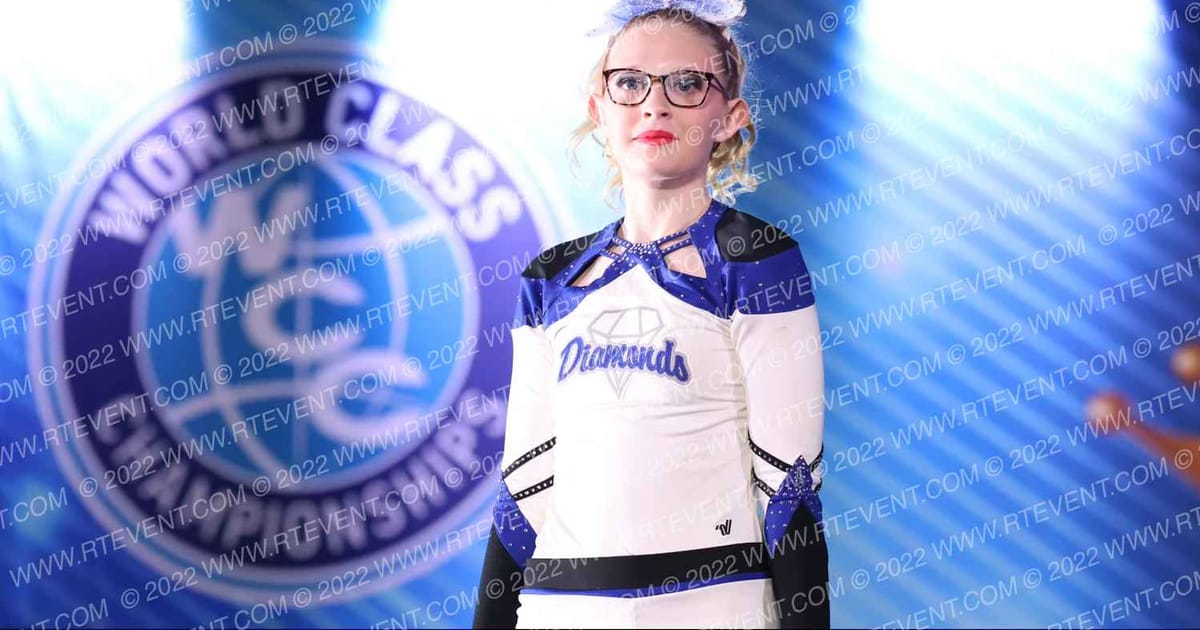 Desert Diamonds All Star Cheer Youth Shimmer · Vegas Crown