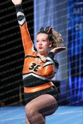 3E cheer Hurricanes 2