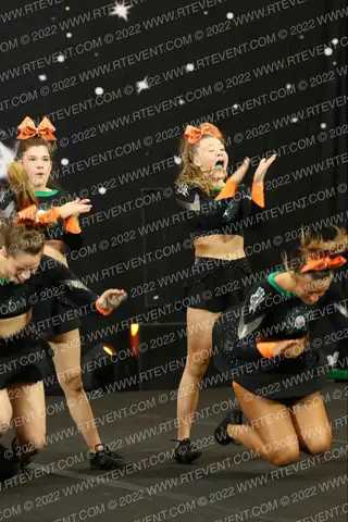 Iowa Elite Cheer - Des Moines Vigilantes