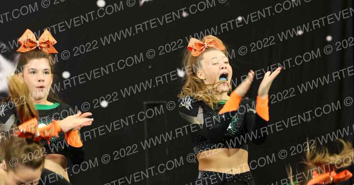 Iowa Elite Cheer - Des Moines Vigilantes · The US Finals Des Moines