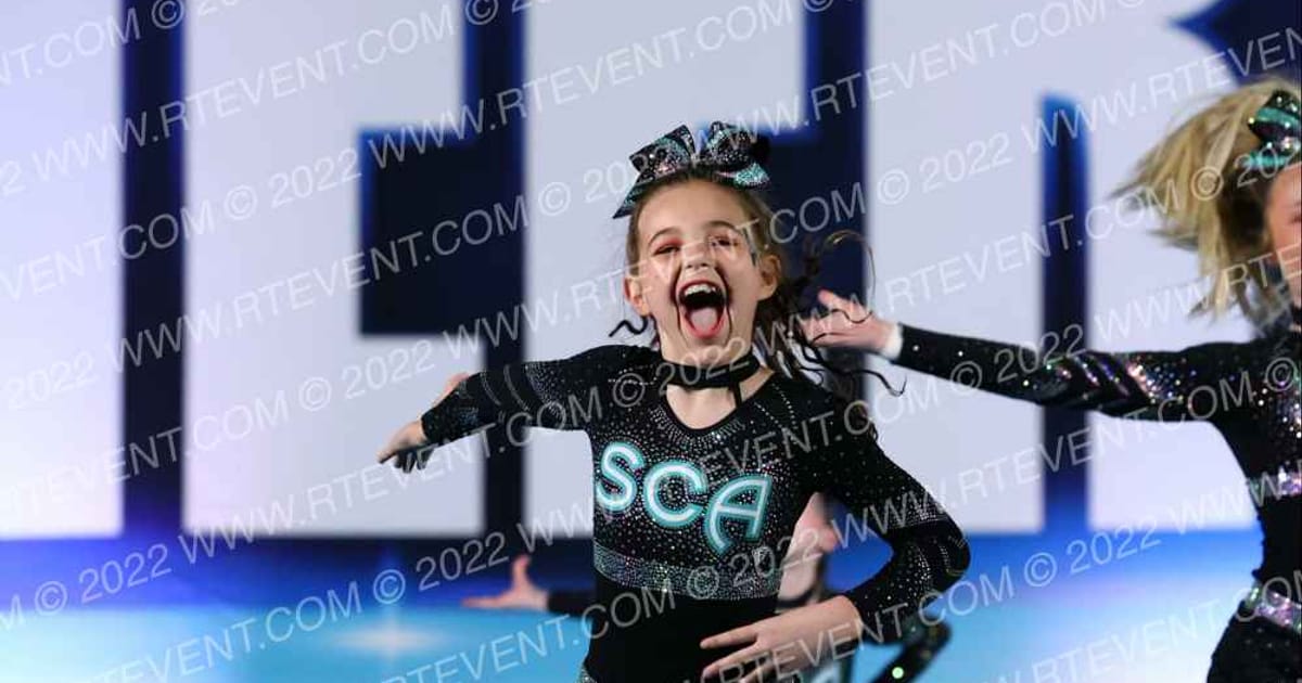Stingrays Cheer Athletics Electroshock · Cheersport Concord Classic DIDII